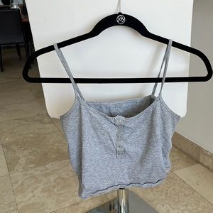 Bundle of 3 for $7 of cute cropped tees. All very comfy and cute. Size M.